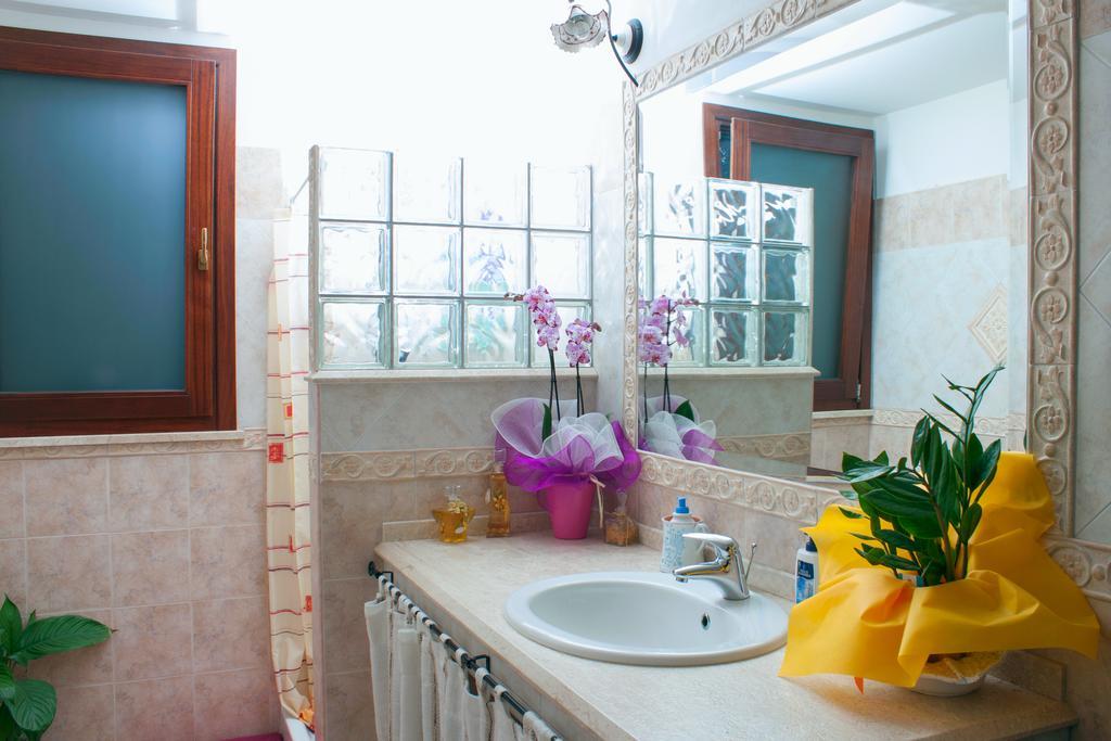 Bed and Breakfast Il Vecchioliveto Di Ornella Marrùbiu Pokoj fotografie